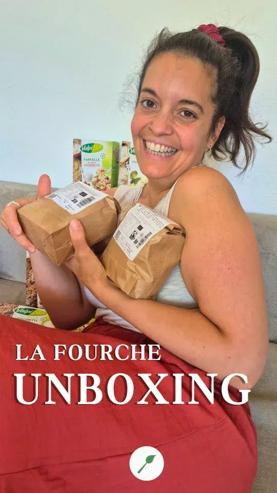 📦 UNBOXING chez La Fourche 

L'épicerie bio en ligne qui va changer votre vie (et votre budget) :
✅ Des produits bio jusqu'à -50% par rapport aux prix classiques
✅ Un immense choix : vrac, sans gluten, vegan, cosmétique bio, entretien écolo...
✅ Livrée directement chez vous, fini les kilos à porter au supermarché 💪
✅ Une sélection ultra qualitative, parfaite pour une cuisine saine et engagée

🎉 PROMO SPÉCIALE RENTRÉE avec le code CUISINENATURELLE 🎉
👉 Jusqu'au 9 septembre : l'adhésion annuelle est à -50%, soit 29,90€ au lieu de 59,90€ !
👉 Après cette date, le code reste valable avec 20€ de réduction, soit 39,90€ l'adhésion annuelle

Bref, que vous soyez pressé ou pas, ce code vous fait économiser toute l'année, mais n'attendez pas trop quand même ! 😉

👉 Suivez-moi pour plein de recettes gourmandes, simples, vegan et sans gluten, et retrouvez toutes mes recettes sur mon blog cuisinenaturelle.com 🌿

--
Moi c'est Caroline 🌻 Créatrice culinaire vegan et sans gluten depuis 2015 🌿

[Unboxing courses bio chez La Fourche épicerie bio en ligne Code promo CUISINENATURELLE pour bénéficier de -50% sur l'adhésion annuelle (29,90€ au lieu de 59,90€) jusqu'au 9 septembre, puis d'une remise de 20€ (39,90€) après cette date.]

#lafourche #epiceriebio #sansglutensanslait #vegansansgluten collaboration commerciale