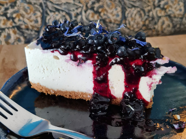 Cheesecake cru vegan sans gluten myrtilles