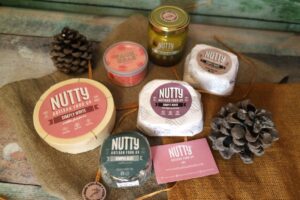 Nutty artisan food fromage vegan espagnol