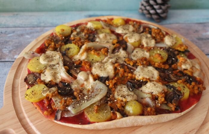 Pizza vegan sans gluten avec fromage vegan Vegusto