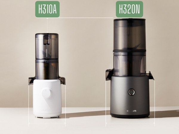 Comparaison de taille entre le modèle H310A Hurom et H320N Hurom sous fond neutre 