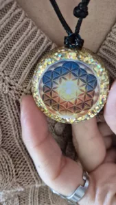 générateur d'Orgone soleil intérieur unviers fleur de vie