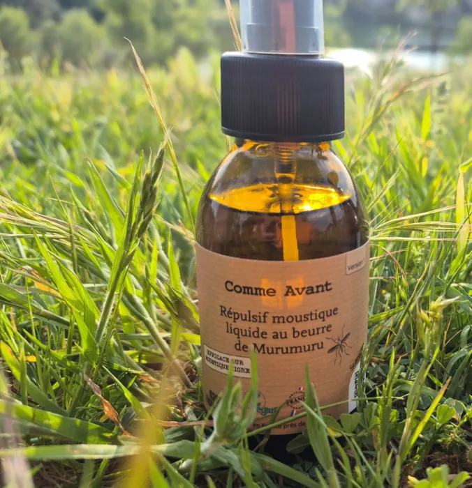 Comme Avant Anti-moustique dans l'herbe
