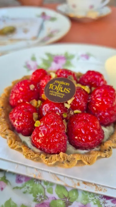 Tartelette aux framboises vegan et sans gluten de Pâtisserie Maison Folius à Carqueiranne